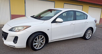 Mazda 3 Sedan 1.6i 77 kW, r.v. 2012, SR pôvod, bohatá výbava