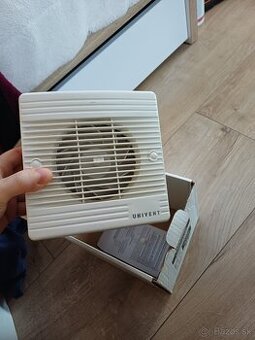 Darujem 2 ventilátory
