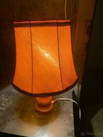 Lampa retro oranžová drevo