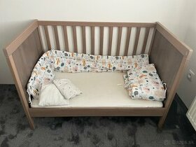 Detská postieľka s matracom - 1