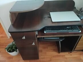 Písací stolík