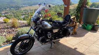 Moto Guzzi v9 Roamer