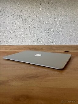MacBook Air 13” (2017)
