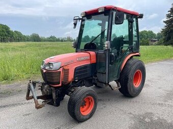 Kubota B3030