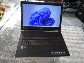 17.3" ACER V17/ Core I7/8GB RAM/256SSD a 1000HDD/4GB NVidia