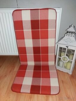 2ks podusiek na zahradne kresla,REZERV.