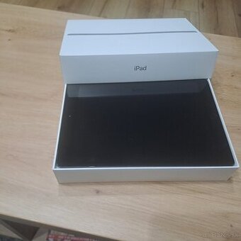 iPad 8gen wi-fi cellular 32gb