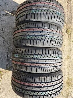 Zimné pneumatiky 235/50 R17 96V
