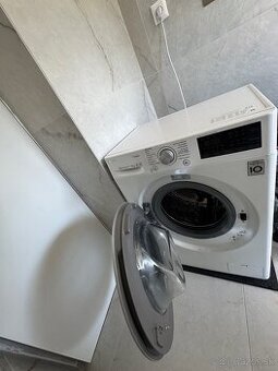 LG F72J7HG1W Práčka so sušičkou