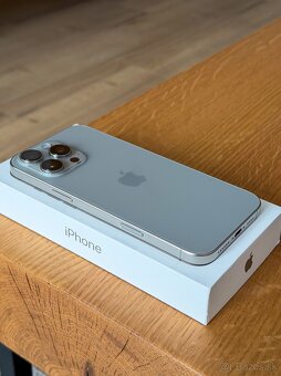 iPhone 16 Pro Max 256 GB prírodný titán