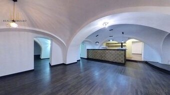 EXKLUZÍVNE NA PRENÁJOM – KOMERČNÉ A PREVÁDZKOVÉ PRIESTORY NA