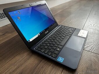 Asus Notebook X205TA - Windows 10