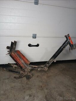 Babetta 210 rám na úpravu