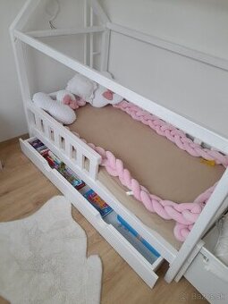 detska postielka z masivu