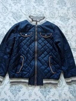 Predám par krát oblečenú jesennú bundu. 127velkost