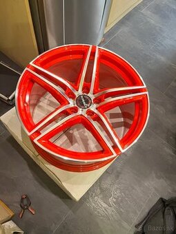 Predám Borbet XRT-9519 19”5x120 ET35 Limited Edition