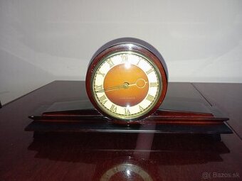 Hodiny do obývačky