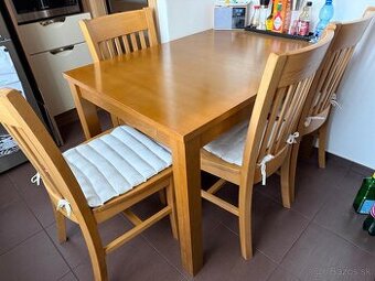 Stol stolicky dubovy masiv