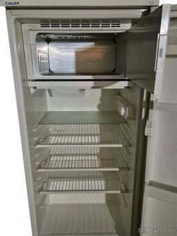 Calex chladnička s mrazničkou