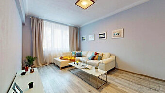 Priestranný 3i v tehlovom BD s parkovaním v uzavretom dvore