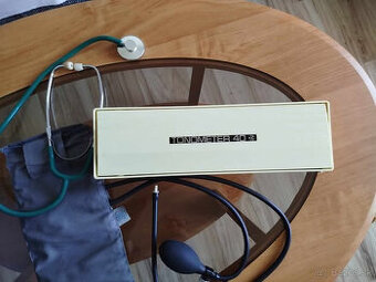 Predám starý lekársky tlakomer "TONOMETER 40 "