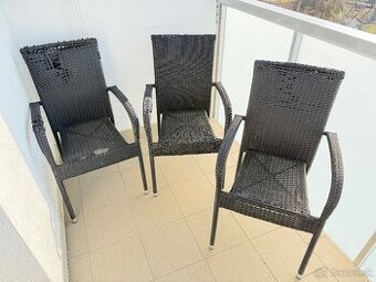 Predám ratanové záhradné stoličky