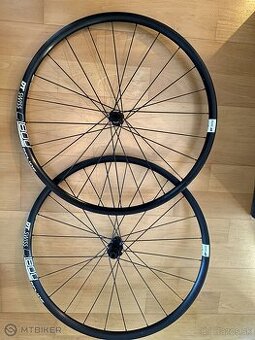 DT Swiss kolesa , bez orecha