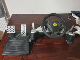 Thrustmaster Modena Pro volant