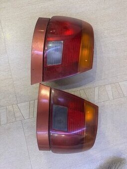 Kúpim pravé zadné svetlo Audi a4 b5
