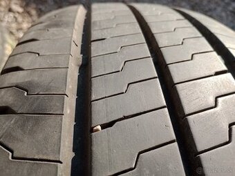 Predam 2ks pneu 215/75/r16C letne Continental