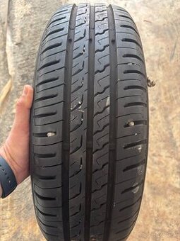 4x Letne pneu  Barum   185/65 R 15