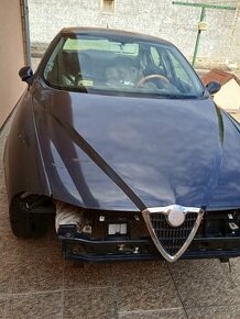 Alfa Romeo 156 2.5 V6 - 1