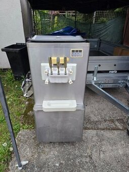 3 pakovy stroj na vyrobu tocenej zmrzliny