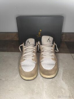 Jordan 1 Low