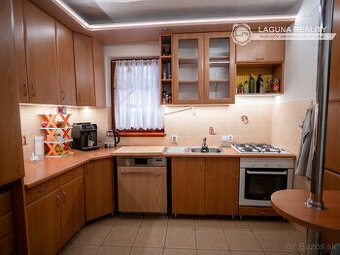PRENÁJOM RD Slovinky - 5 izbový s garážou