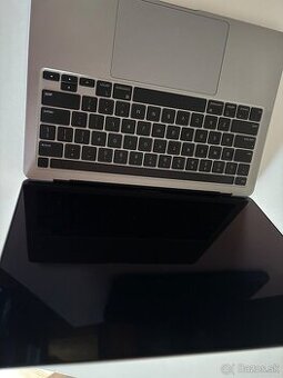 Apple Notebook