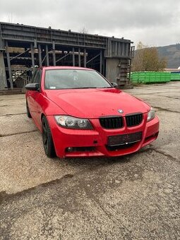 Rozpredam bmw e90 318i Mpaket