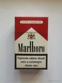 Kúpim takúto krabičku Marlboro Red