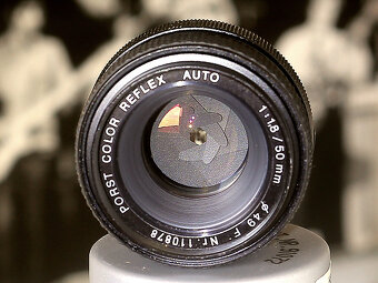 Bokeh Porst Color Reflex 50mm / F1,8 / M42 Japan