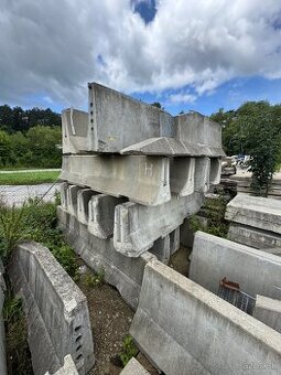 Betónové New jersey zvodidlá