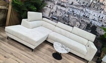 Kordova sedacka s elektrickym posuvanim sedaku