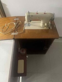 Šijací stroj Minerva