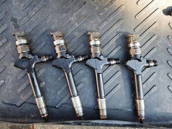 RF7J13H50 vstrekovacie trysky.