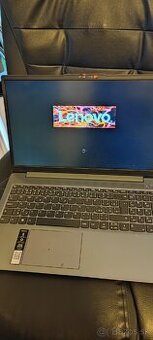 Lenovo IdeaPad Slim 3 15IAN8 (NA ND)