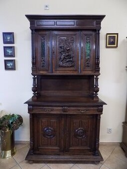 Starožitný príborník - 1