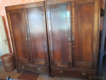 Šatník, starožitné skrine - 1