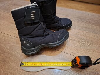 Snehule Decatlon vel. 35