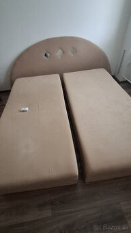 Manželská posteľ s uložným priestorom