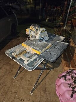 Predám vodnú pílu Dewalt