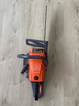 Predám benzínovú motorovú pílu Daewoo DACS4516 – Model 2024